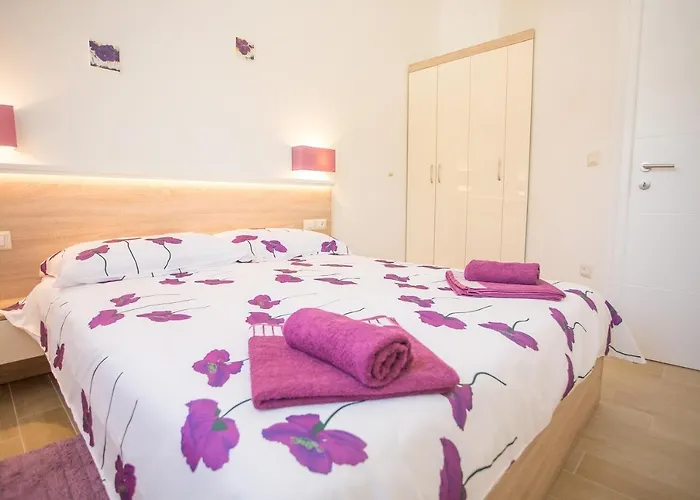 Appartement Birikina With Pool