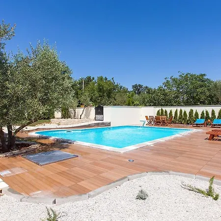 Birikina With Pool * Nova Vas (Porec)